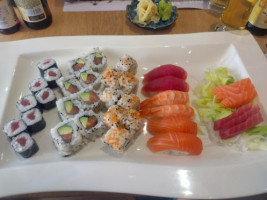 Sushi Kai food