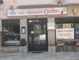 Asia Restaurant Lychee outside