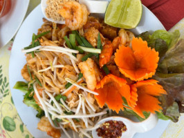 Thai Restaurant Rung Reuang food