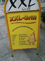 XXL Grill outside