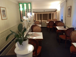 Cafe Wien inside