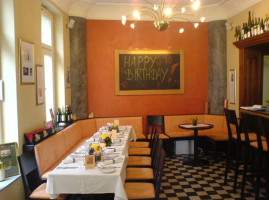 Engelchen Cafe Bistro Vinotek food