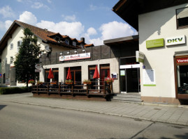 Cafe Hohenbrunn outside