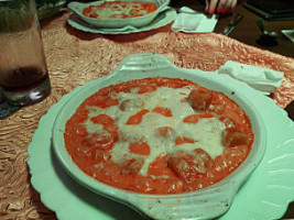Etna Pizzeria food