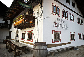 Weinhaus Moschner outside