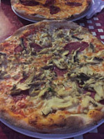 Guido`s Pizzeria food