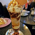 Eiscafe Mandoliti food