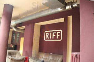 RIFF - Nur für Freunde inside
