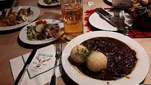 Roter Hirsch food