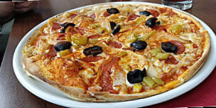 Pizzeria Le-Castella food