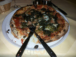 Pizza Adria food