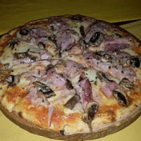 Pizzeria Trinacria food