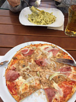 Pizzeria Und Da Vito food
