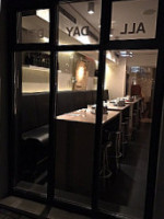 Loui & Jules food