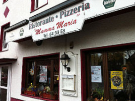 Pizzeria Mamma Maria outside