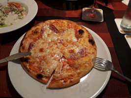 Restaurant Pizzeria Roma food