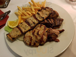Akropolis Restaurant food