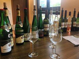 Weingut Eduard Kroth food