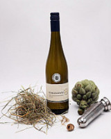 Weingut Schweickardt food