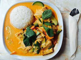 Thai-Ha Bistro food