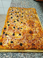 Pizza Gold food