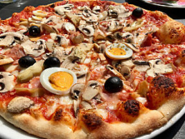 Pizzeria-Rosticceria Palma food
