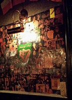 Jonny's English-Irish Pub 