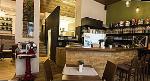 Cafe & Hofmühle food