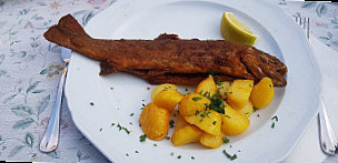 Zerza's Fischlokal Sonja Trojer food