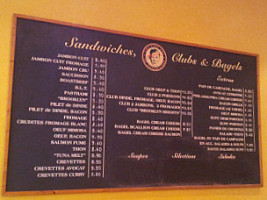Edward's SA Vieux-Collège menu