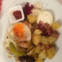 Ungarisches Restaurant PUSZTA food