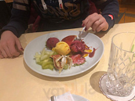 Restaurant im Hotel Kreuz Meyer food