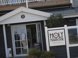 Holyharbour Cafe & Grill outside