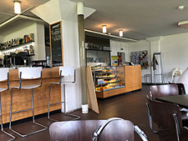 Cafe-Bistro im Bauhaus Dessau food