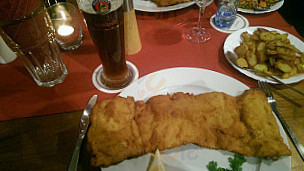 Schnitzelhus food