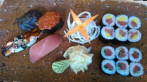 Ky Sushi food