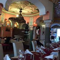 Restaurant El Mektoub food