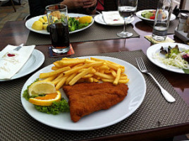 Hotel Zulpich Europa - Restaurant Dubrovnik food