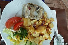 Kroning's Fischbaud food