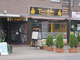 Tandoor Restaurant outside