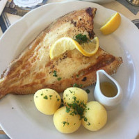 Gundis Fischkaten food