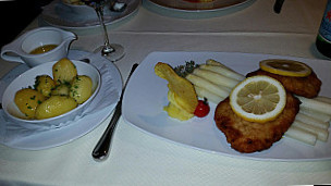 Restaurant Widmann food
