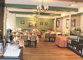Restaurant Alpes & Rhone food