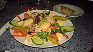 Cafe Restaurant Bar Maximilian food