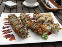 Akiko Sushi food
