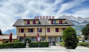 Auberge Buffet De La Gare outside