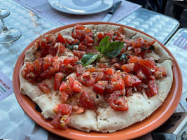 Etna Pizza Ii food