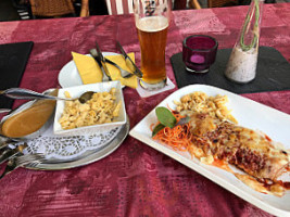 Weinhaus Lenz food
