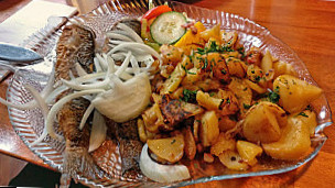 Karadeniz Fischimbiss food