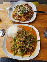 Lay Thai food